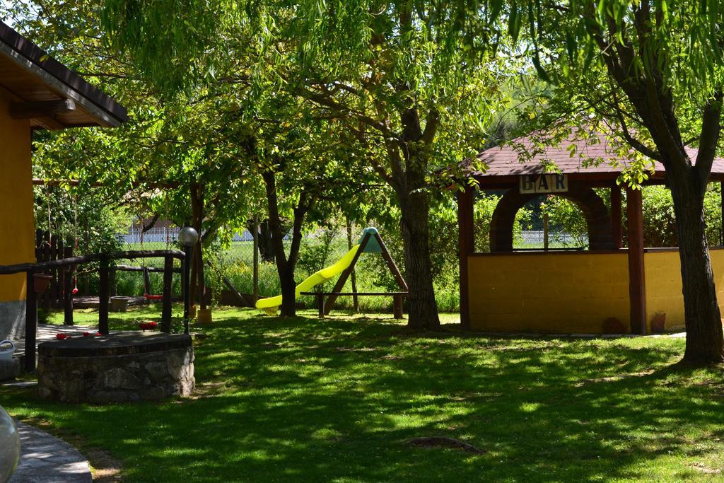 מלון Borghetto Di Borbera Il Fiorile מראה חיצוני תמונה